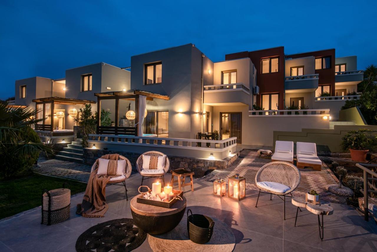 Everest Apartments And Suites สตาลิดา ภายนอก รูปภาพ