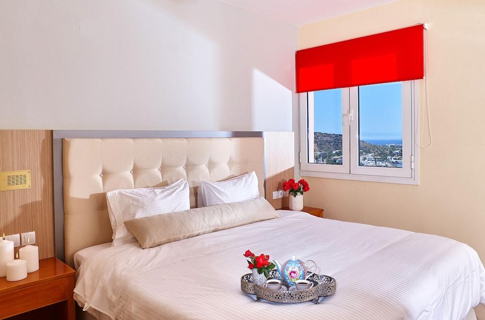Everest Apartments And Suites สตาลิดา ภายนอก รูปภาพ