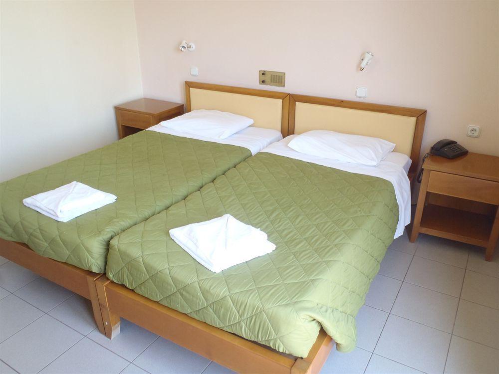 Everest Apartments And Suites สตาลิดา ภายนอก รูปภาพ